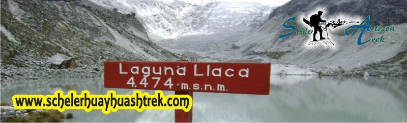 Laguna Llaca Hiking Cordillera Blanca